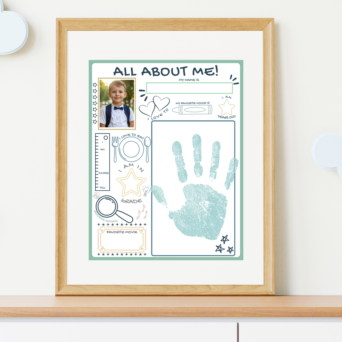 All About Me Handprint Craft Printable | Back to School Keepsake Activity | First Day of School Worksheet | Preschool Kindergarten Memory Page